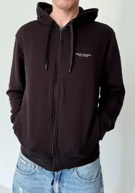 Armani Exchange — размер M — Тбилиси — 40 ₾