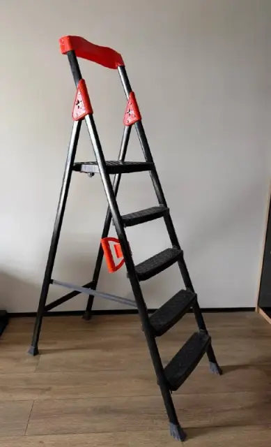 Ladder Premier 4+1 — Тбилиси — 60 ₾