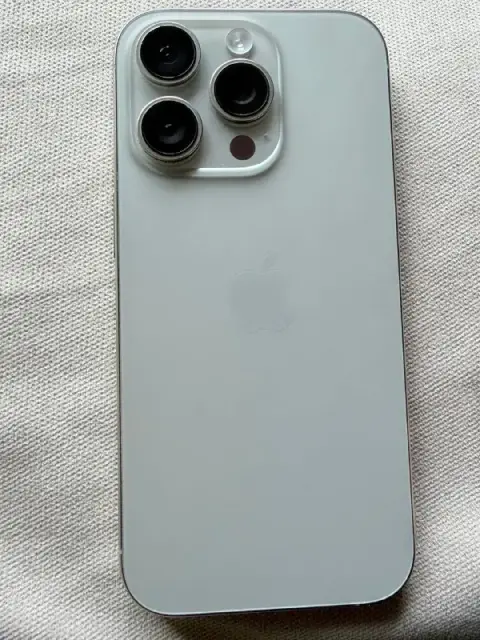 iPhone 16 Pro natural titanium 128 gb — Батуми — 2 000 ₾