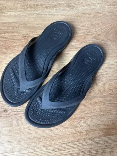 CROCS — Батуми — 50 ₾