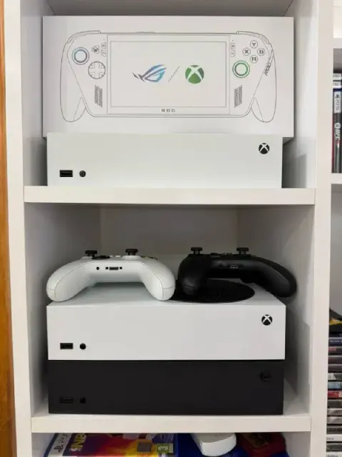 PlayStation, консоли Xbox и PS4. — Batumi