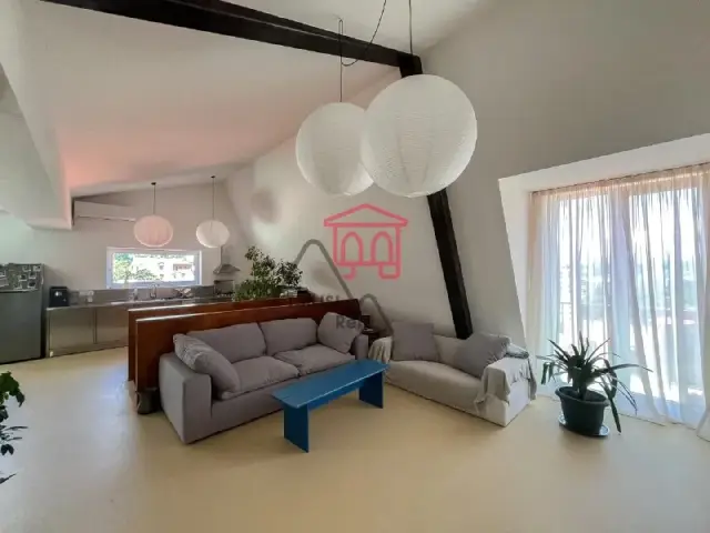 01.10. — Tbilisi — 2,000 $