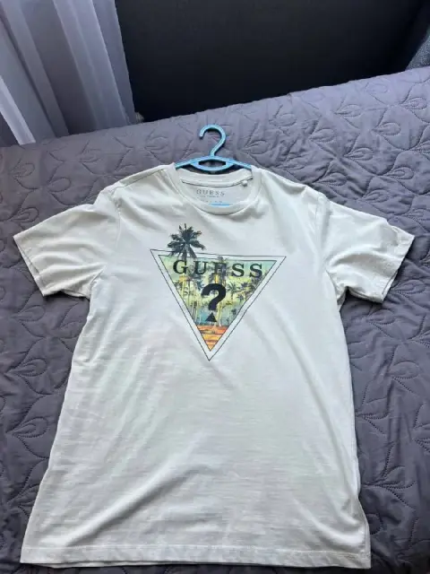 GUESS оригинал — Батуми — 40 ₾