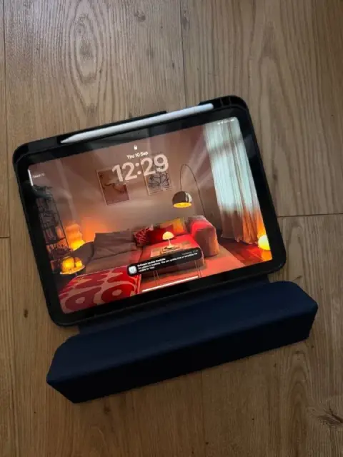 iPad Air 11 Wi-Fi 256GB A16 Silver с стилусом и чехлом — Batumi — 1,550 ₾