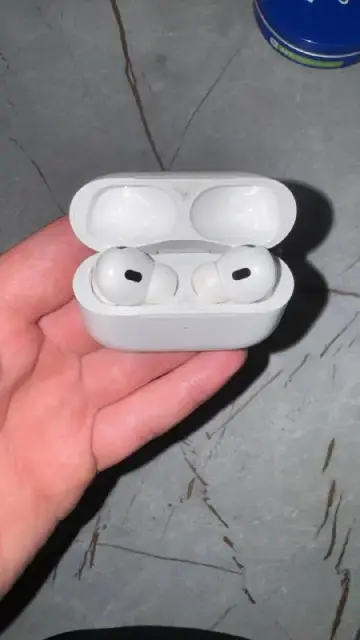 AirPods Pro 2 — USB-C — Батуми — 400 ₾