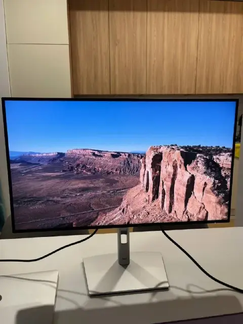Dell UltraSharp U2724DE, 27 дюймов. — Tbilisi — 800 ₾