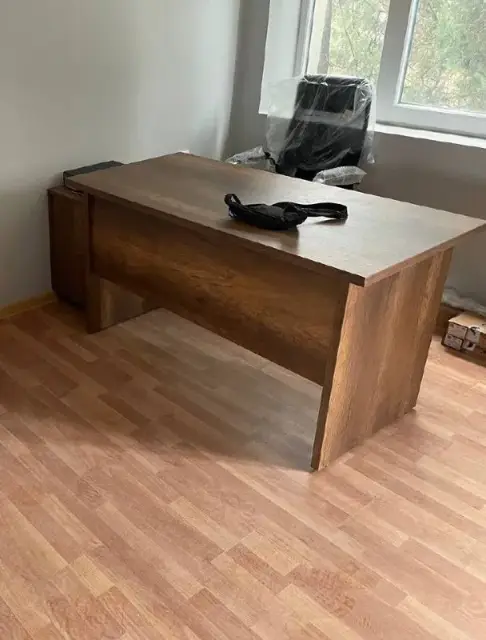 Офисный стол 140×69 — Tbilisi — 170 ₾