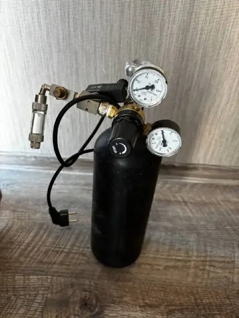 CO2 для травника. Идеально подойдет для аквариумов объемом 100–200 литров. Все в рабочем состоянии, — Batumi — 350 ₾