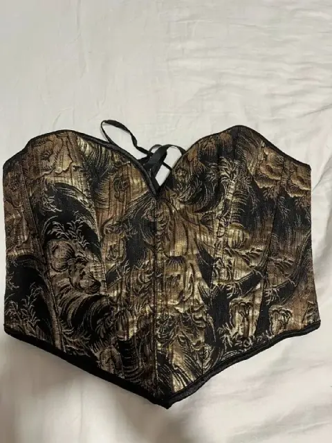 Продам корсет размера M — Batumi — 10 ₾