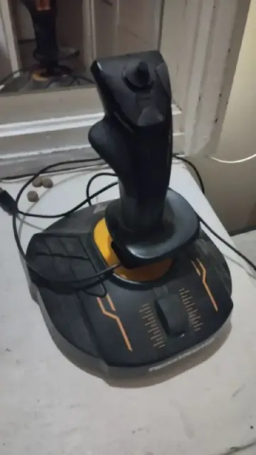 HOTAS Thrustmaster 16000.m — Tbilisi — 250 ₾