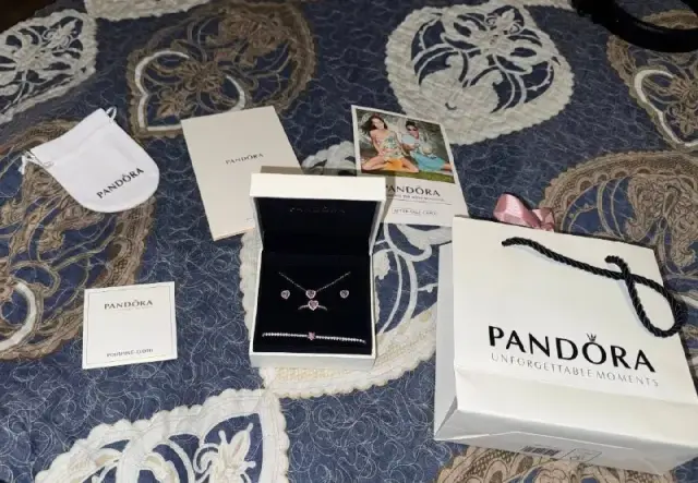Pandora) из 4-х украшений. — Тбилиси — 800 ₾