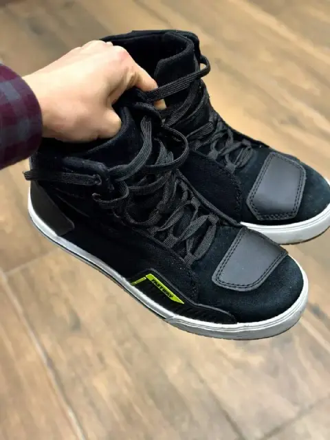 41 (но на узкую ногу) — Батуми — 100 ₾