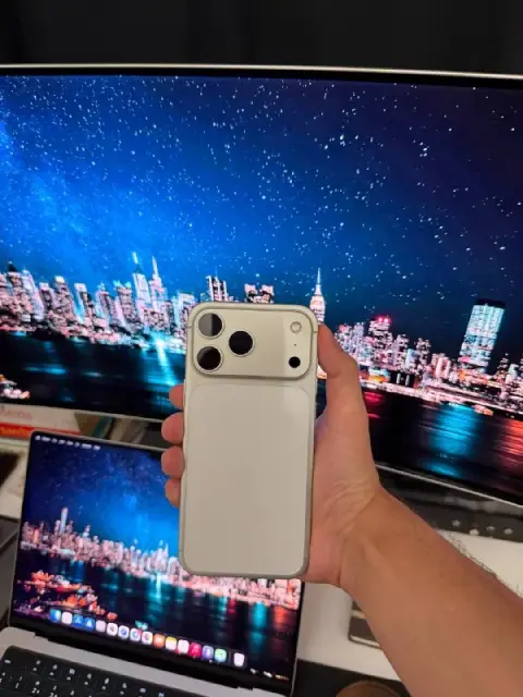 iPhone 17 Pro Max — Тбилиси — 3 650 ₾