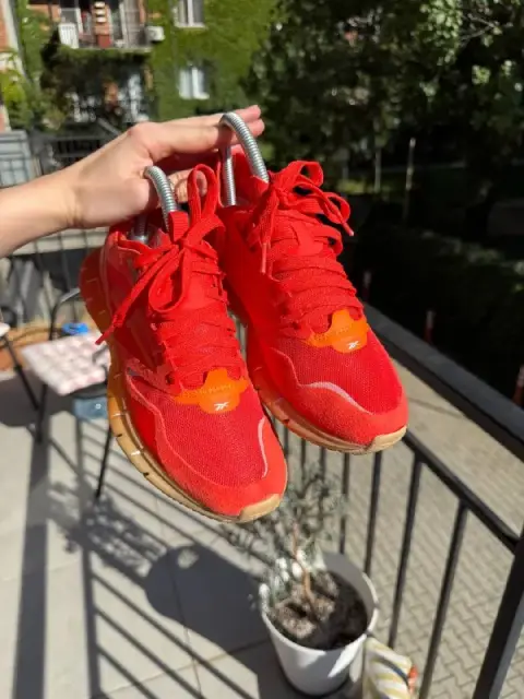Reebok 37,5. Носились только в зале и то не часто — Тбилиси — 100 ₾