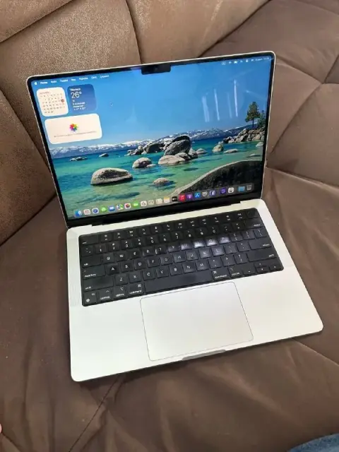 MacBook m1 pro 16 gb 512 gb battery 99% продаю МакБук в отличном состоянии 2300 gel — Тбилиси — 2 300 ₾