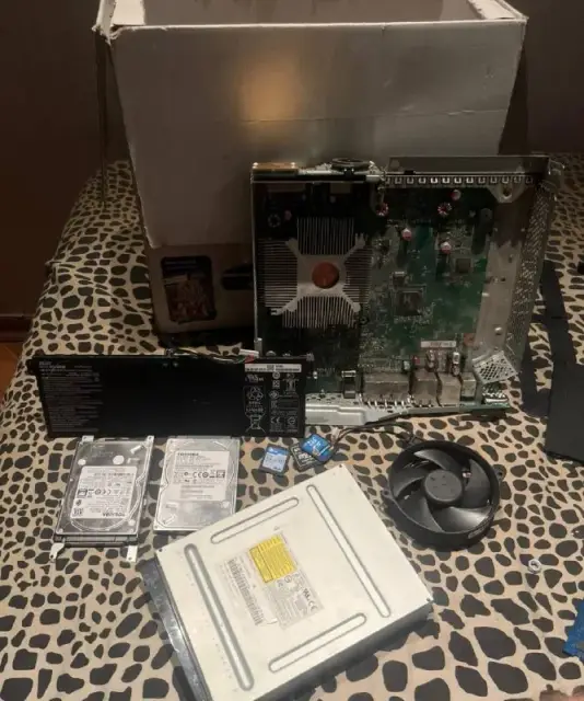 Комплектующие: HDD, кулер, плата Xbox, батарея Asus, ОЗУ DDR3 — Tbilisi