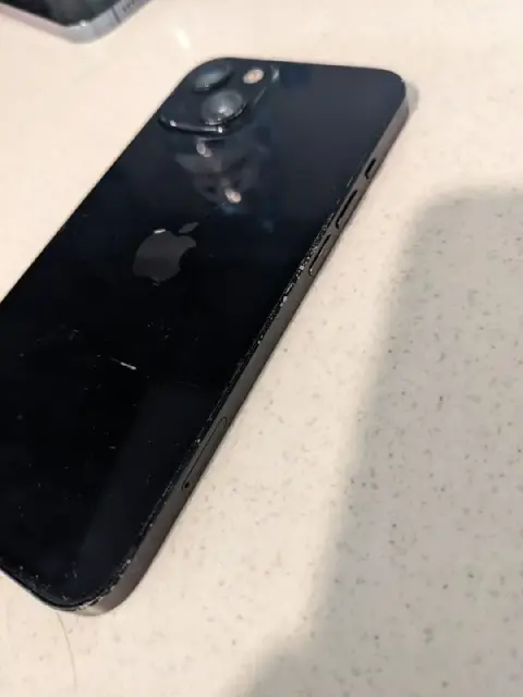 IPhone 13 черного синего цвета — Батуми — 640 ₾