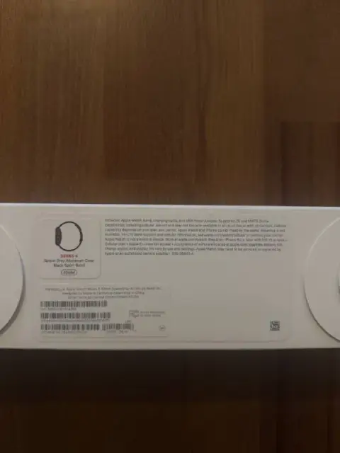 Apple Watch 5 series 40 mm LTE. Царапина на экране, в остальном работает хорошо, полный комплект. Цен — Тбилиси — 350 ₾