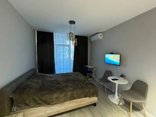 Komunna Tower по улице 3-й тупик Ангиса, 10. — Батуми — 400 $