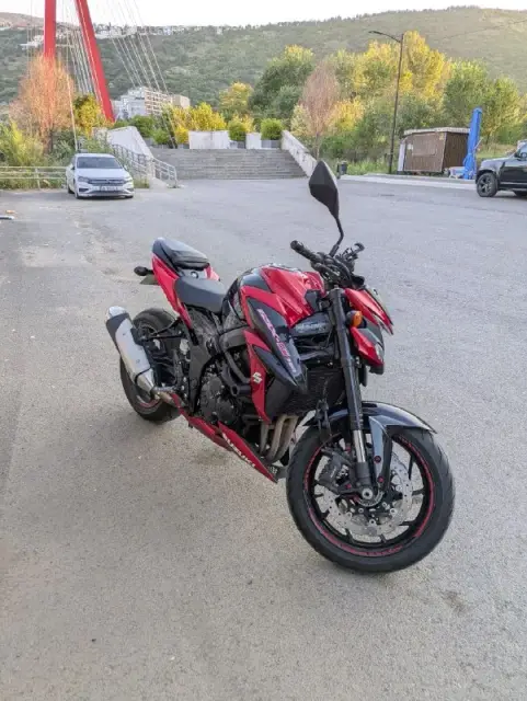 Suzuki GSX-S 750, модельный год 2018 (L8), сборка 2017 года, non-ABS версия, цвет — Candy Daring Red — Тбилиси — 5 000 $