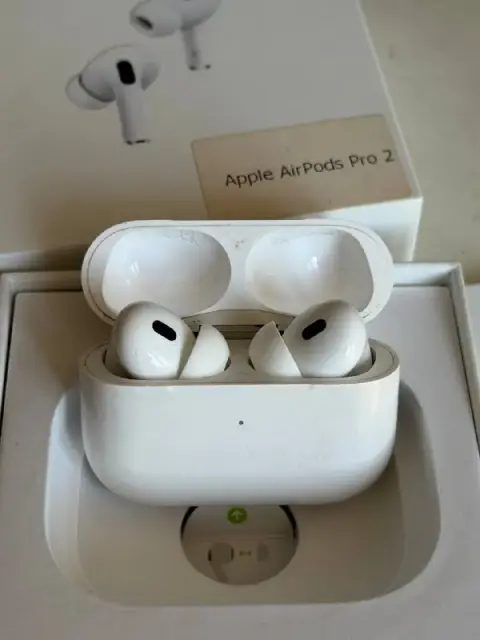 Apple AirPods Pro 2 — оригинальные, с Lightning кейсом. — Ереван — 27 000 ֏