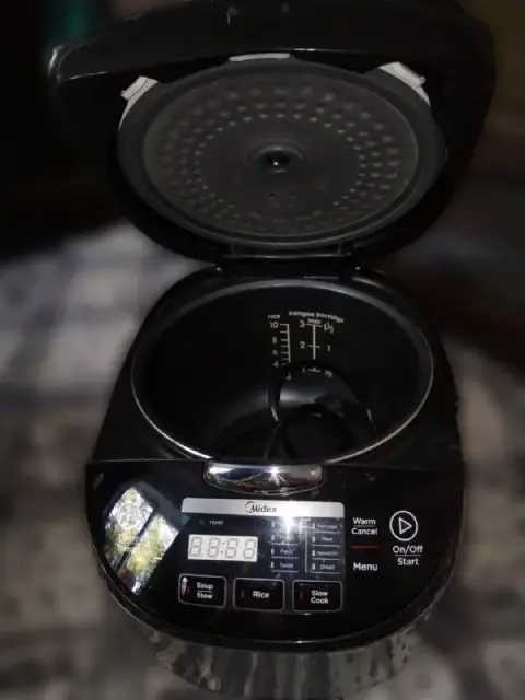 Midea MB-FS5077 в хорошем состоянии, работает идеально, в не очень активном использовании была ~3 ме — Тбилиси — 70 ₾