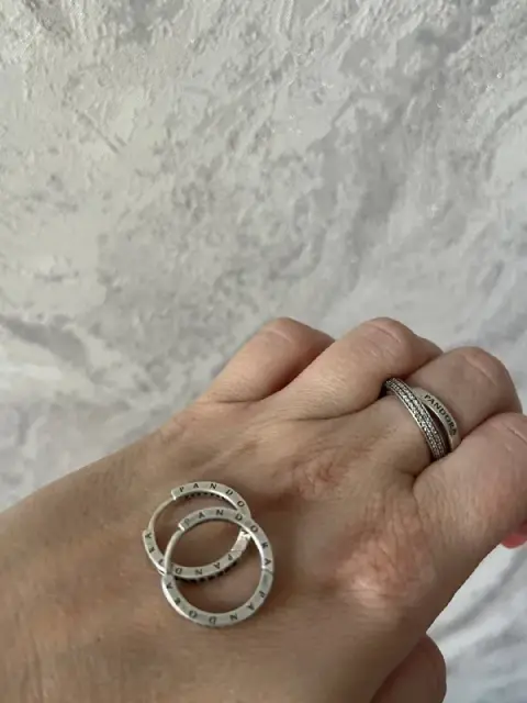 Pandora. Цена 25-150 лари — Тбилиси — 25 ₾