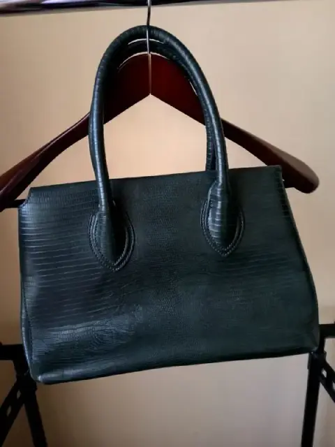 Carpisa — Yerevan — 15,000 ֏