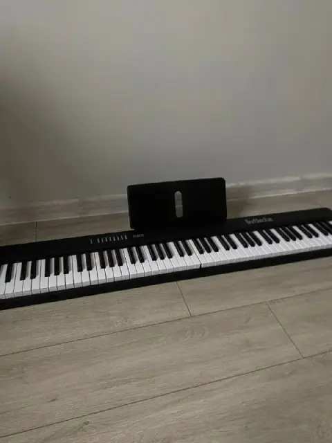 88 клавиш — Батуми — 400 350 ₾