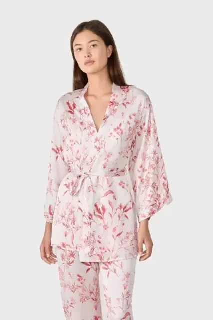 ETAM Lingerie — Batumi — 35 ₾