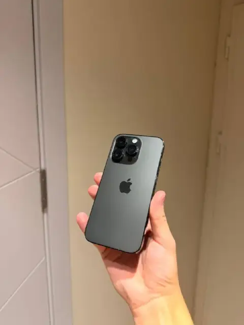 iPhone 14 Pro 256GB — Батуми — 1 050 ₾