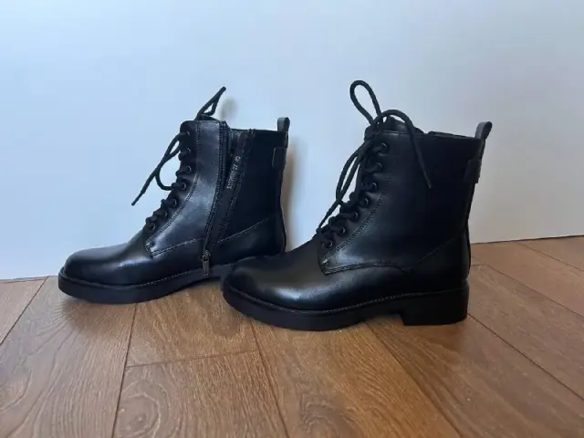 Демисезонные ботинки — Тбилиси — 50 ₾