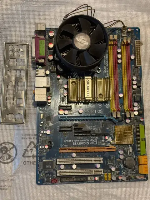 DDR2 детали, работают — Тбилиси