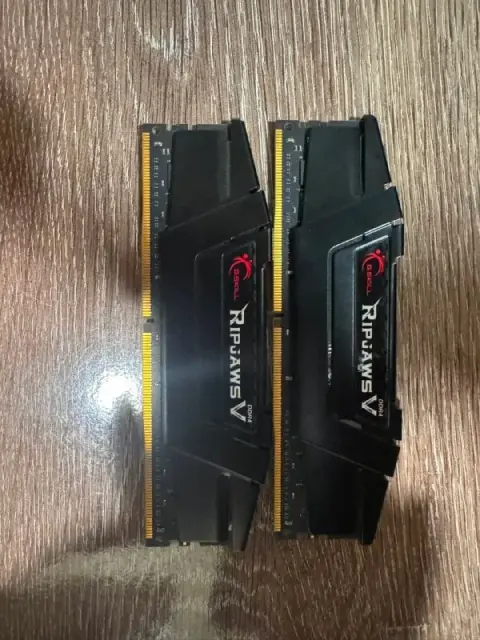 2×16 ddr4 3200mhz 350 gel — Батуми — 350 ₾
