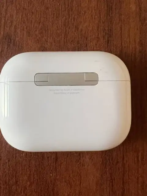 Apple airpods pro 3 идеальный состояние 45000 последний цена — Ереван