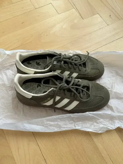adidas spezial — 200 ₾ (были в носке два раза) — Тбилиси — 200 ₾