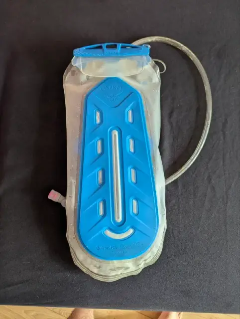 osprey water reservoir 3l, пользовался около 5 раз. — Tbilisi — 80 ₾