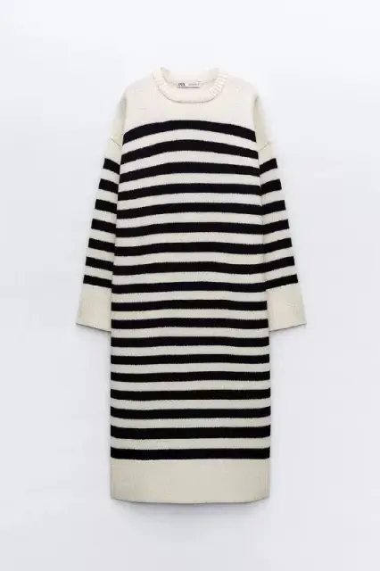 Zara из очень толстого трикотажа в полоску с круглым вырезом и длинными рукавами. Разрезы по бокам с — Батуми — 40 ₾
