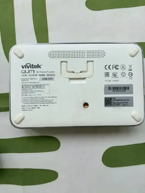 Vivitek Qumi Q38 — Full HD, компактный и яркий в хорошем состоянии. — Batumi — 400 ₾