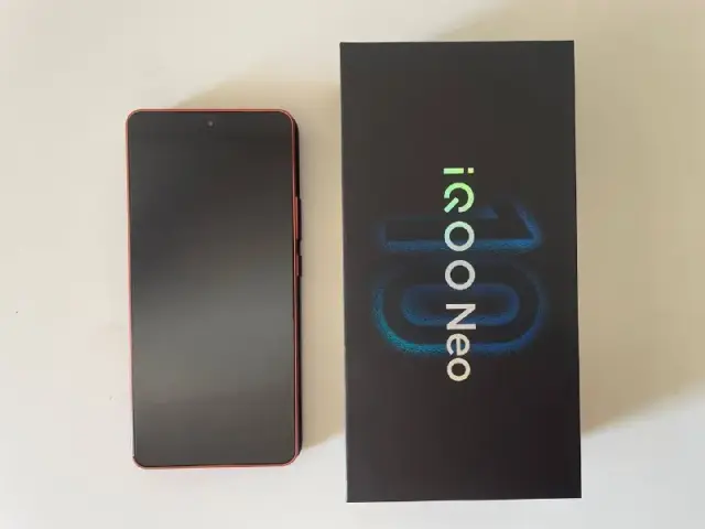 IQOO Neo 10 16 + 512gb — Белград — 400 дин