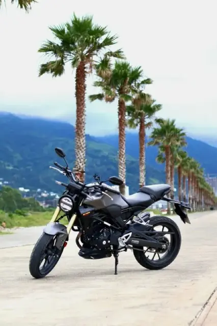 Honda CB300R 2024 — Батуми — 3 700 $