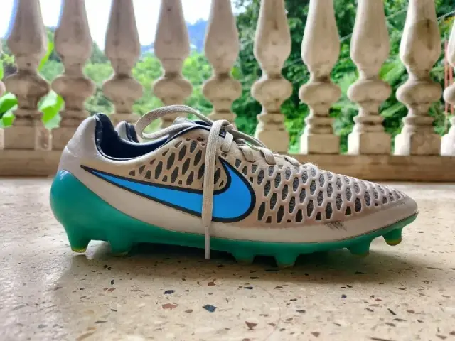 Nike Magista серо-голубого цвета — Batumi — 30 ₾
