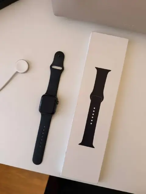 Apple Watch Series 5 — 40 мм — Батуми — 130 ₾
