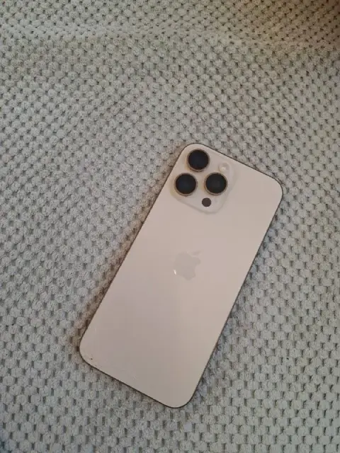 iPhone 16 Pro Max — цена снижена! — Батуми — 700 $