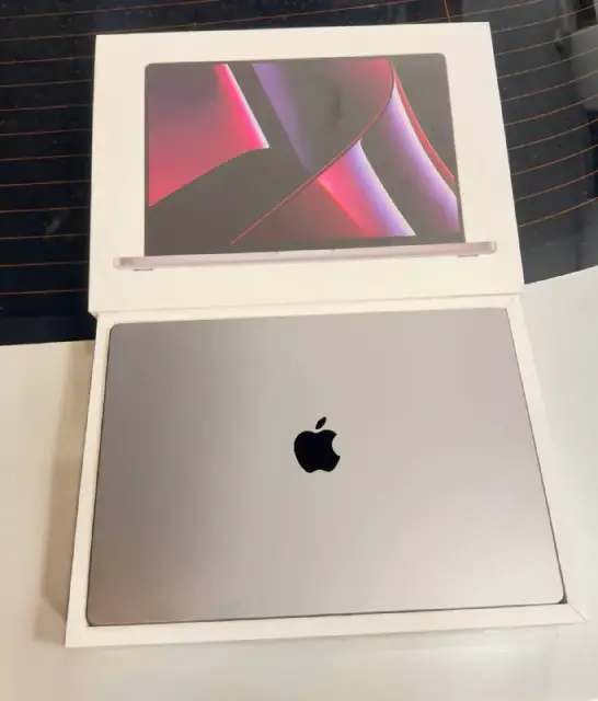 Apple MacBook Pro 16 дюймов, чип M2 Max (12-ядерный процессор, 38-ядерный графический процессор), 32 — Батуми — 5 000 ₾