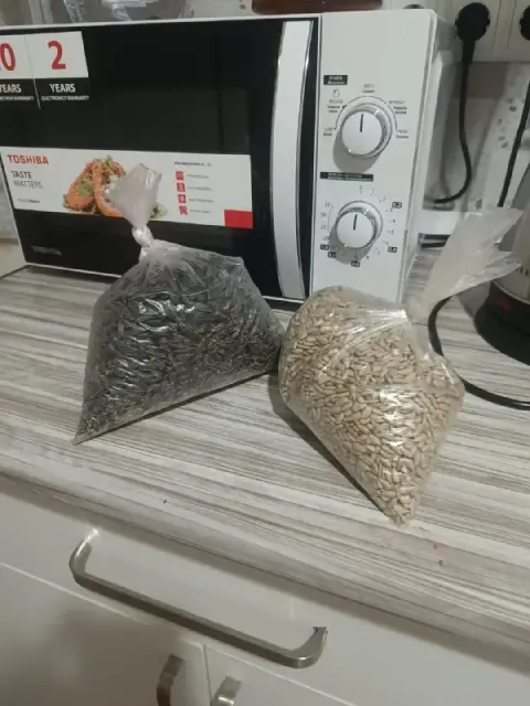 Семечки для кормушки, не использованные — Batumi