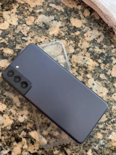 Samsung galaxy S21 plus5G — Батуми — 256 450 ₾