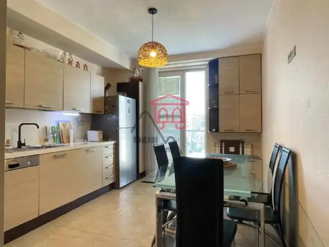 Entre, Macdonalds, Ska. — Тбилиси — 1 350 $