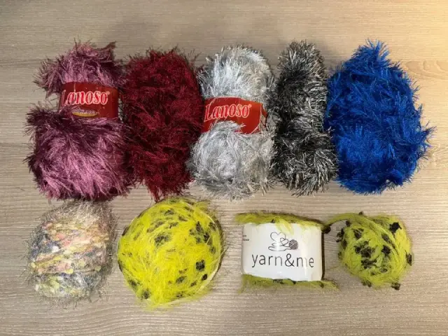 Пряжа Lanoso, фантазийная, с блестящей ниткой — Тбилиси — 20 ₾