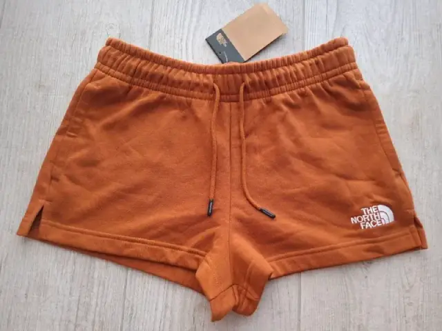 Шорты женские THE NORTH FACE, размер S — Tbilisi — 6,050 ₾